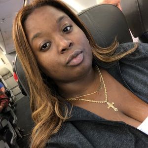 Meet your Posher, Brittney